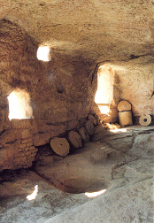 estancias de las cuevas y utensilios.