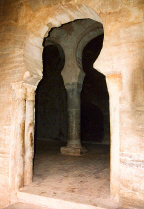 Arcos mozárabes del Monasterio de Suso, en San Millán de la Cogolla, donde Santa Oria se recluyó y murió.