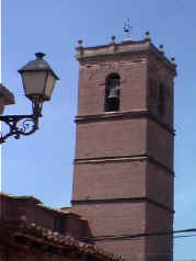 Torre almenada tpica de la regin