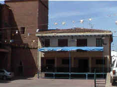 Plaza del  Ayuntamiento engalanada para las Fiestas