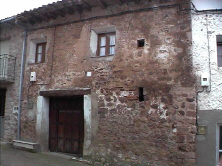 Casa del Sr.Marcelino, sillares y alero tallado (s.XVIII)