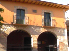 Casa Consistorial en la plaza